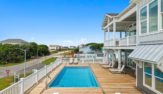Experience luxury at SeaKing Good Times in Oak Island, with ocean views and space for 18!