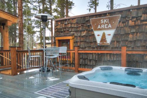 Experience luxury in this 4-bedroom, 3.5-bath home in Breckenridge at Arrow Darrow!