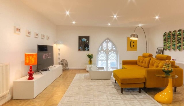 Experience Margate’s charm in this lovingly restored Grade II Listed chapel - Old Town by Adliv