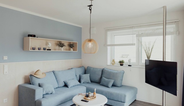 Experience maritime luxury in the "Kiebitz" coastal apartment