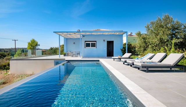 Experience the beauty of Kefalonia from Villa Antreas Mentoros