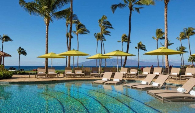 Experience Tropical Bliss at Hyatt Vacation Club at Ka'anapali Beach Resort-2 Bd