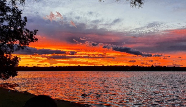 Experience Waterfront Paradise at Our Sunset Lakehouse