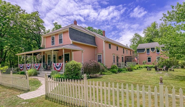Experienced Host! Steps to Beach! 7BR Island Retreat w/Firepit, Bikes, Porches