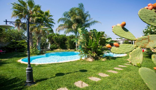 Experienceful Villa with Private Pool and Spa Area