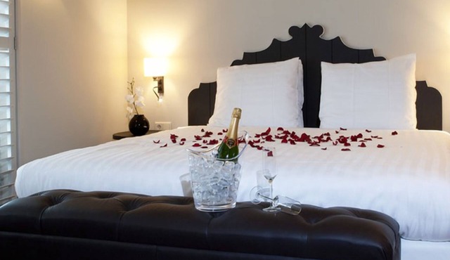 Explore Huizen in Perfect Suite w/Onsite Dining Near Breathtaking Reserves
