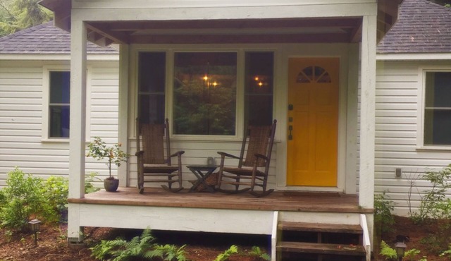 Explore Livingston Manor-Hiking-Relaxing-Firepit-Dining