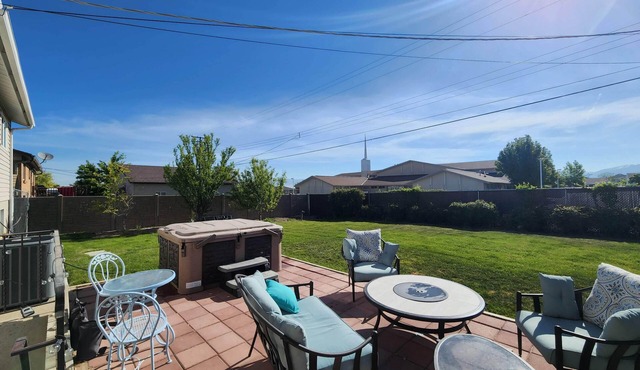 Explore SLC from a Quiet Magna Home- Hot Tub + Enclosed Backyard