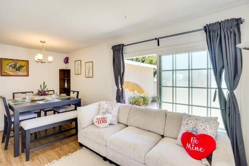 Explore SoCal! Cozy Retreat Near Disney & Beaches
