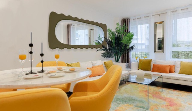 Explore the MOST EXQUISITE West-End from a Harrods FAMILY and COUPLE HOME