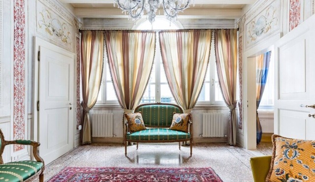 Explore Venice From a Sophisticated Hideaway in San Polo