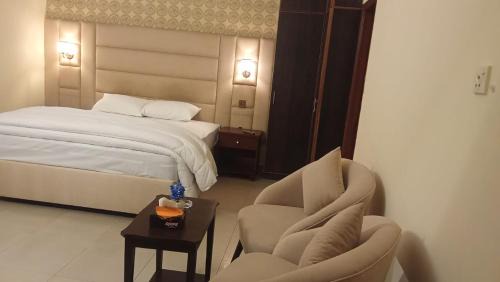 Expo Lodges