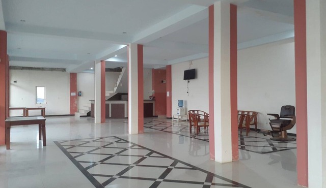 EXPRESS O 91662 Kost Rumah Kaca