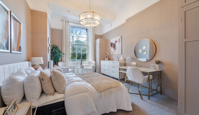 Exquisite 1-bed flat in Clifton