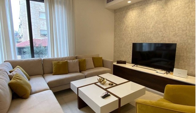 Exquisite Modern 2-bedroom Rental Unit