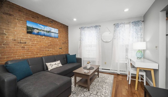 Exquisite North End 1brm