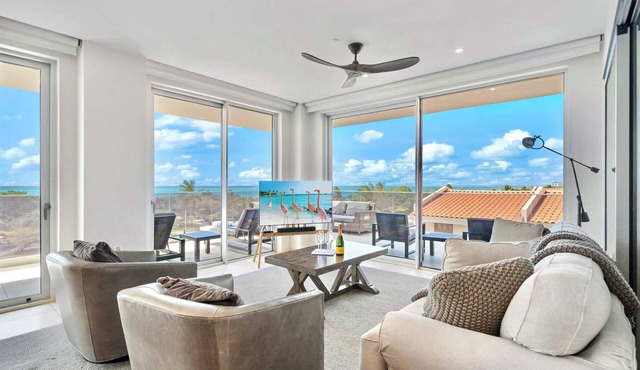 Exquisite Oceanfront Corner Condo. Unmatched Views & Luxurious Amenities