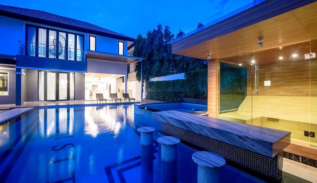 Exquisite Pool Villa C
