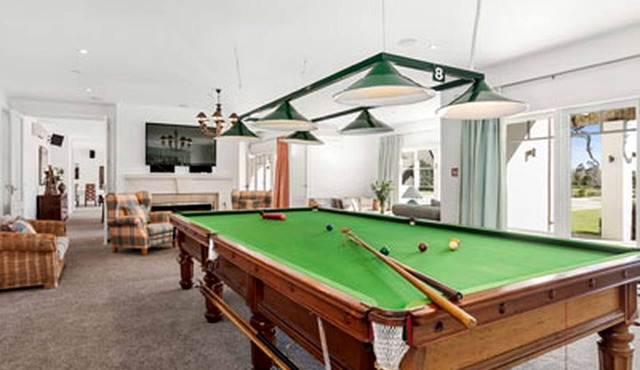 Exquisite Suite with Views of Lake Karapiro in Cambridge, North Island
