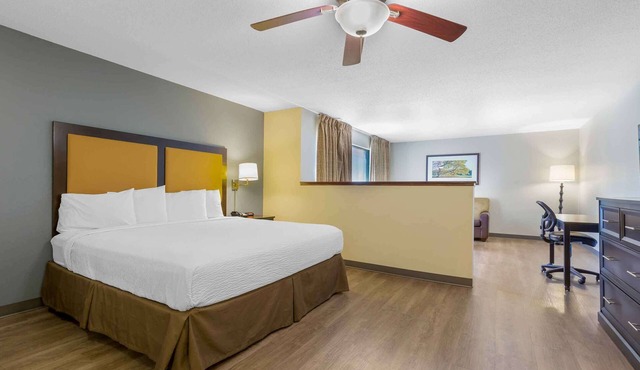 Extended Stay America Select Suites Hartford Manchester
