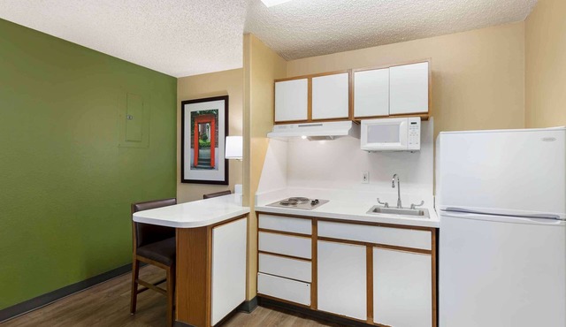 Extended Stay America Select Suites Denver Cherry Creek