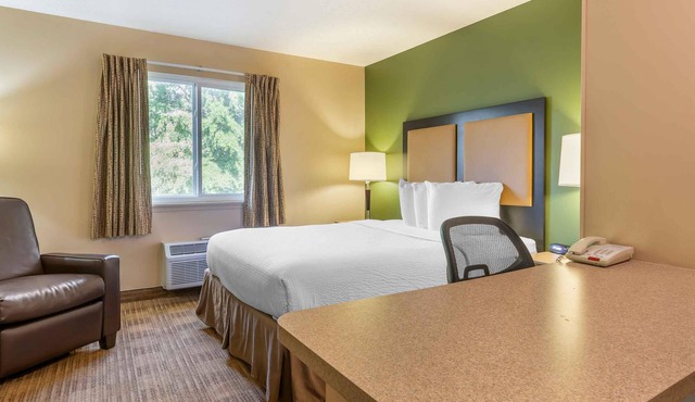 Extended Stay America Suites North Raleigh Wake Towne Dr