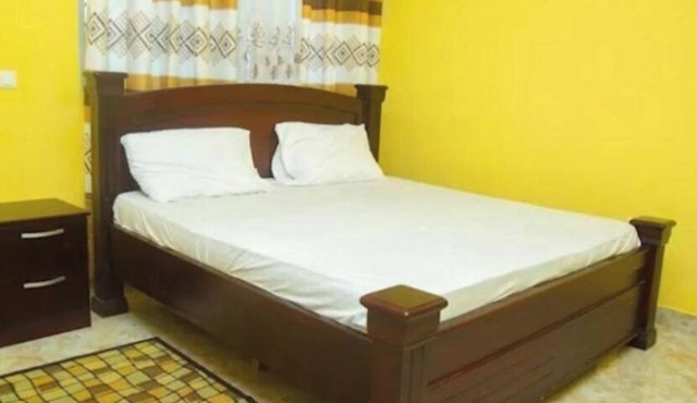 Extended Stay, Tema. 2