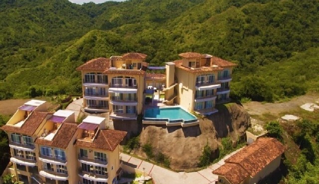 Extraordinary 2br Condo in Ocotal with amazing Bay and Ocean Views!