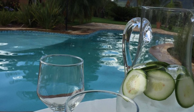 Extraordinary High Standard House, 5 Suites Sophisticated, Elegant and Comfortable