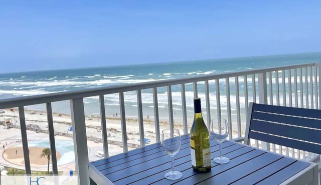 # Extraordinary Ocean View Studio w/Balcony on Top floor!