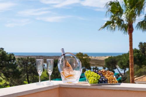 Extraordinary Villa on an elevated position in Quinta do Lago