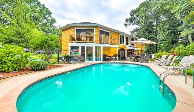 Extravagant Randolph Retreat with Private Pool!
