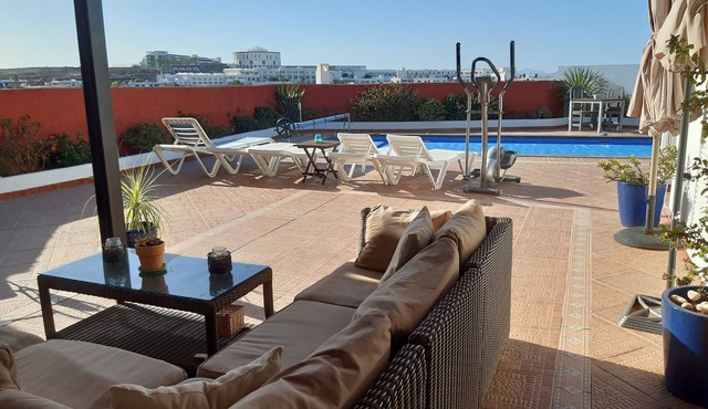 Extremely Private Villa, Heated Pool & Jacuzzi, Pool Wet Bar, Great Views.