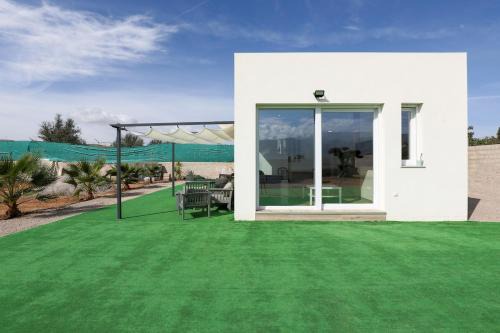 EyA House