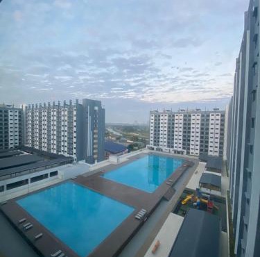 ezHomestay by Ambience Residence