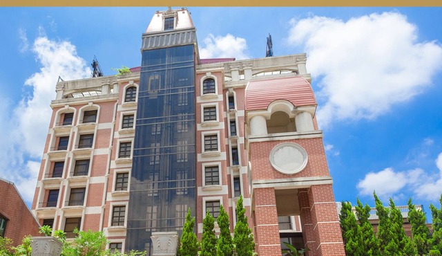F Hotel Sanyi
