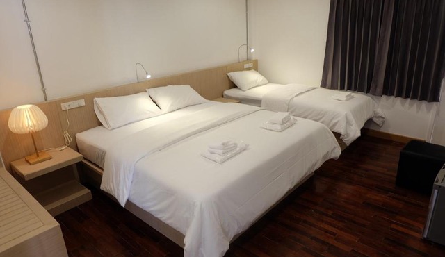 F Plus F Hostel