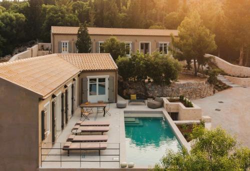 F Topia Villas