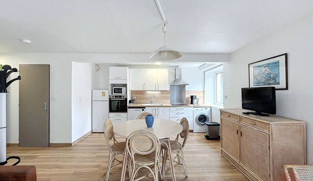 F2 with terrace, near Thermal baths, pets allowed, wifi, parking