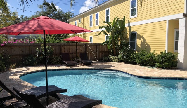 F3, Downtown St. Augustine, POOL, King bed, office, free onsite parking