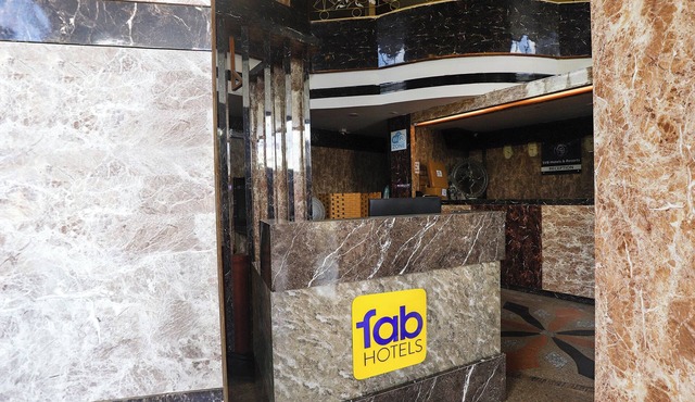 Fabhotel Chamiers Park
