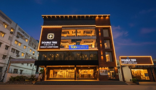 Fabhotel Double Tree