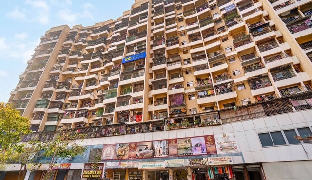 Fabhotel Elegance Inn