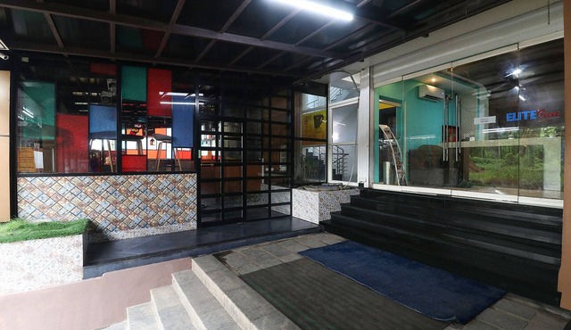 Fabhotel Elite Inn
