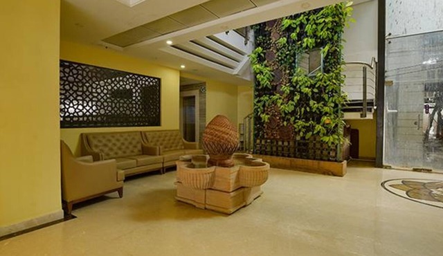 Fabhotel Emerald Resort