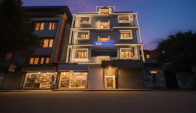 Fabhotel Globe Express