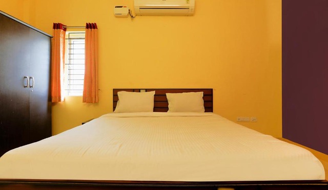FabHotel Green Tree Residency