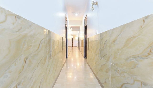 Fabhotel Hans