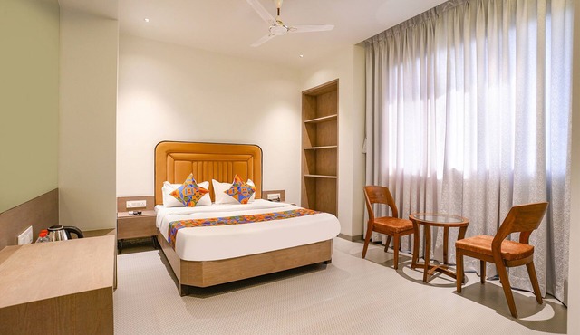 Fabhotel Regency