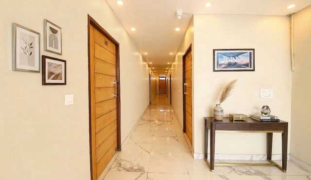 Fabhotel Rudra